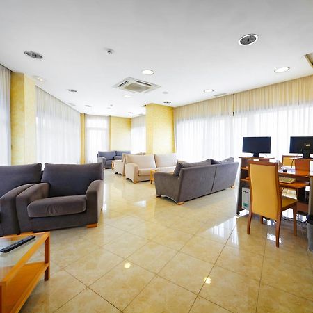 Hotel Florida Arteixo Kültér fotó